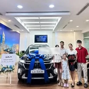 Hoạt động tư vấn và giao xe Kia tại Đà Nẵng 2